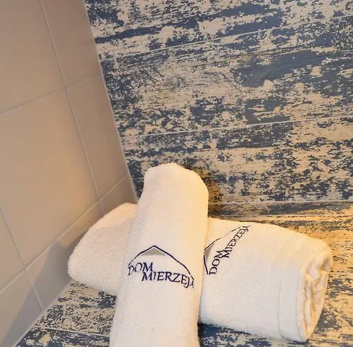 Dom Mierzeja Δωμάτια σε οικογενειακή κατοικία